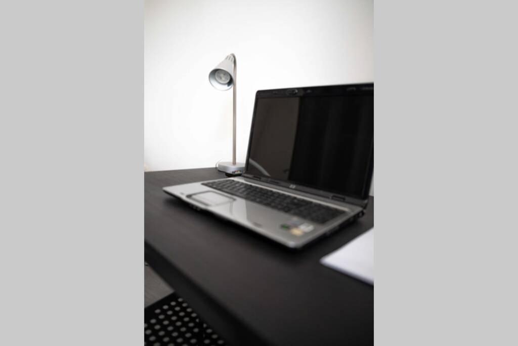 Cherokee Apartment Dinan Luaran gambar